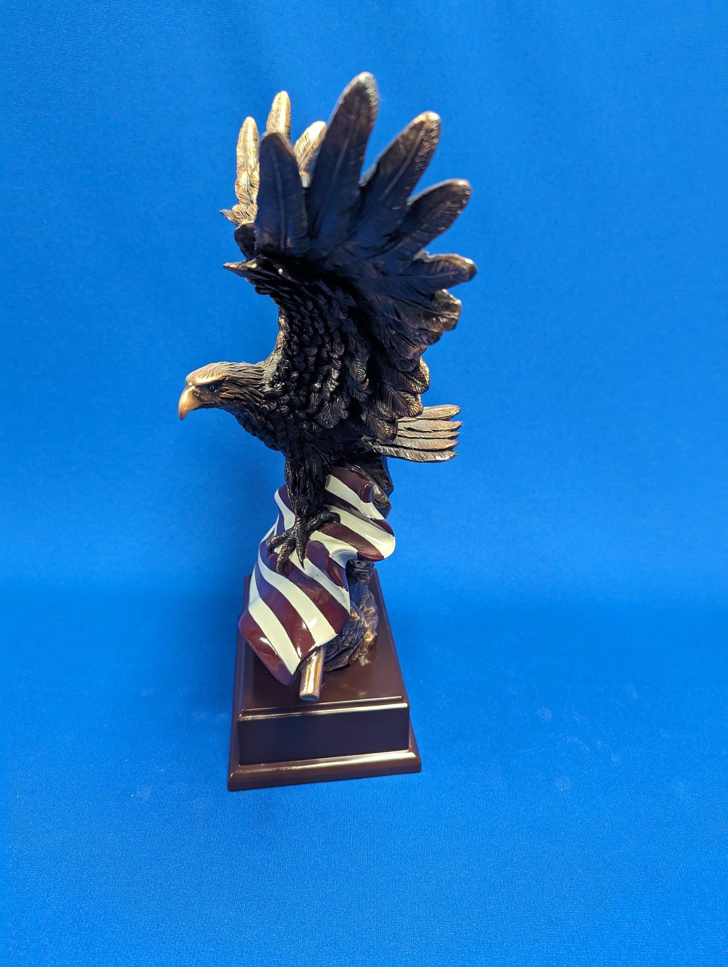 Large Eagle on Flag with Base