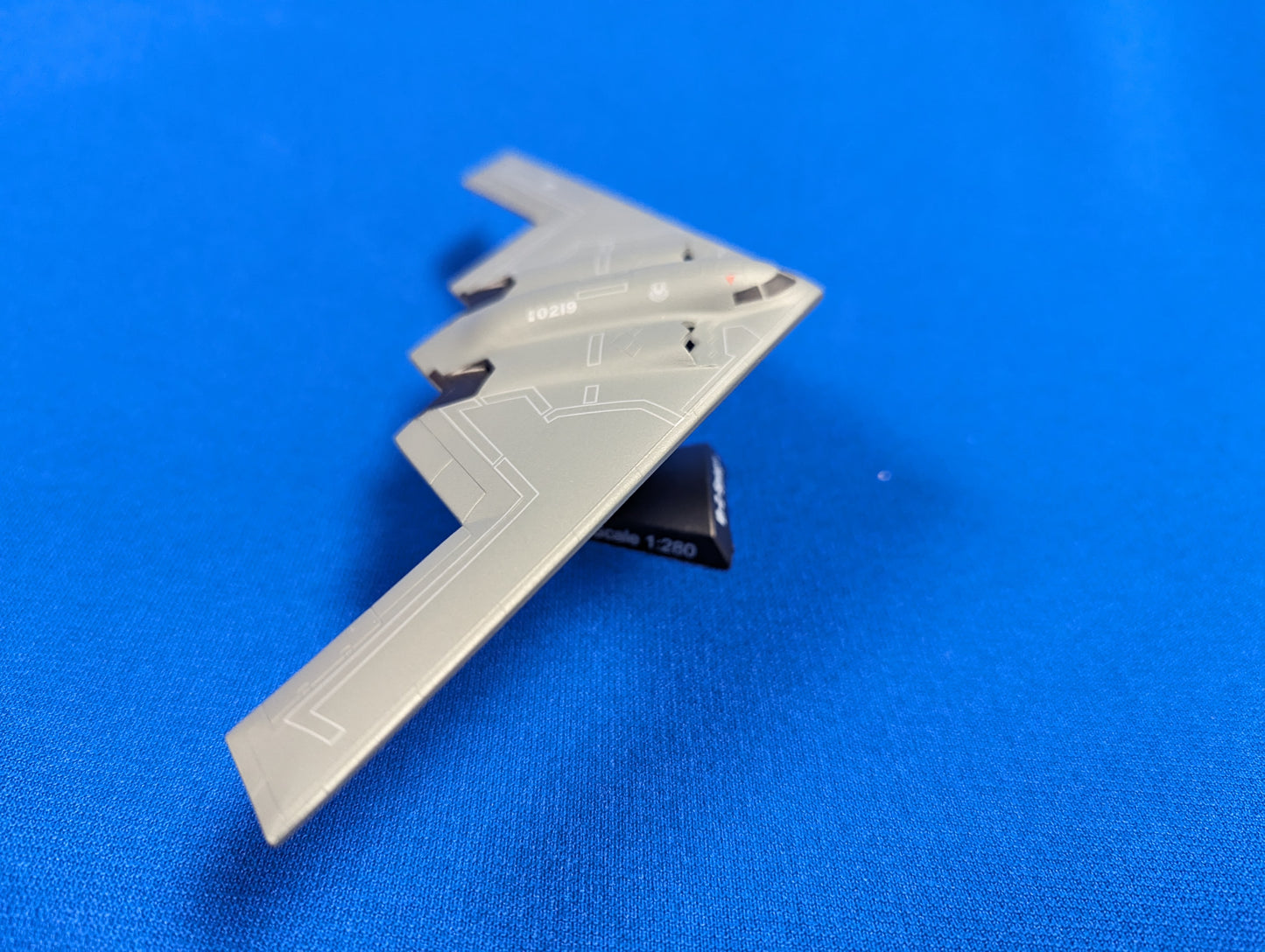 B-2 Stealth Bomber 1/230 Model