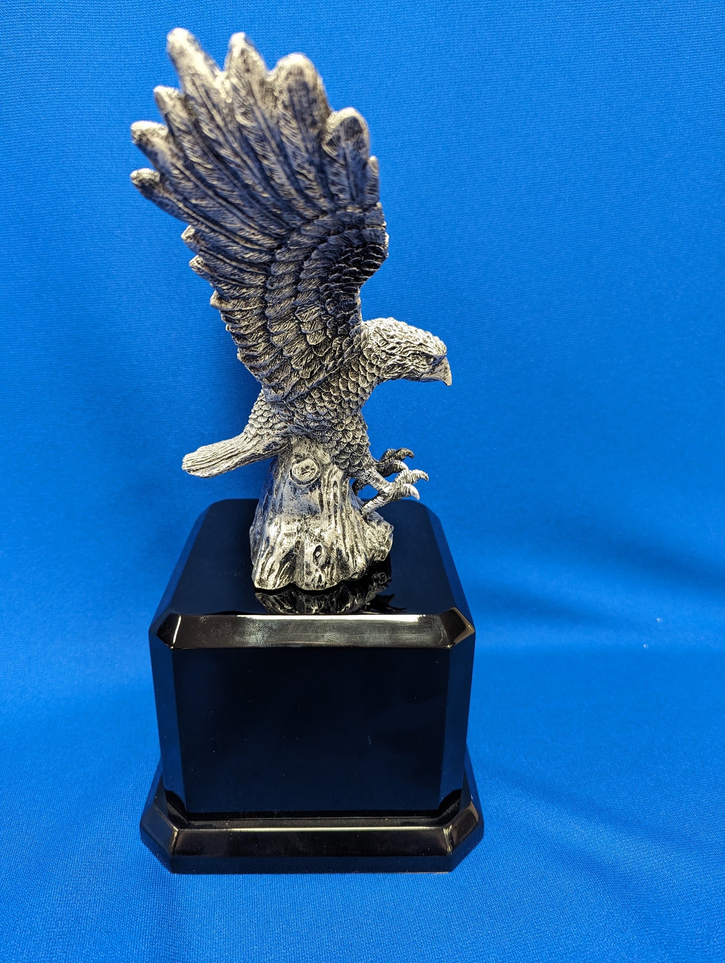 7 1/4 Inch Antique Metallic Silver Eagle