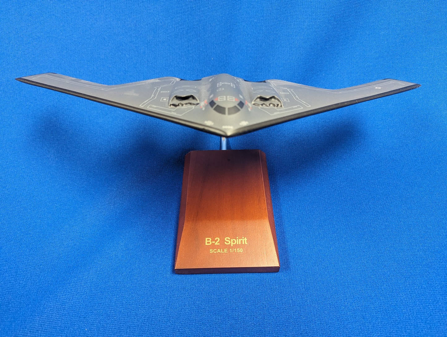 B-2 Stealth Bomber 1/150 Model